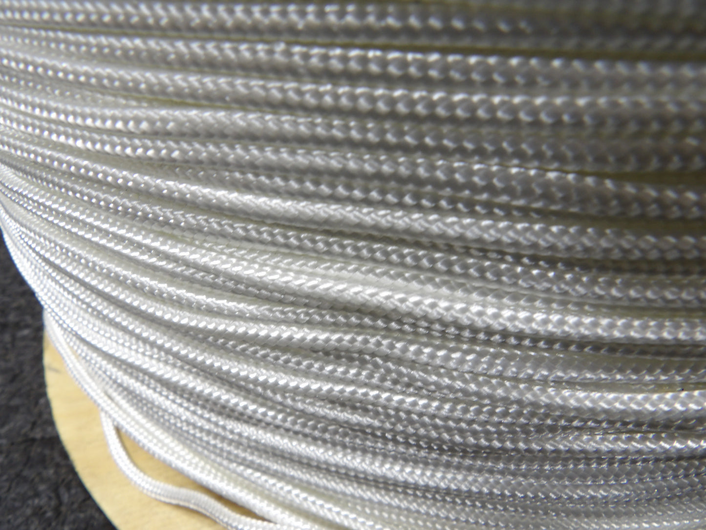 #5 (5/32") White Solid Braid Nylon Rope - 4500' (CR00793-WTA25)