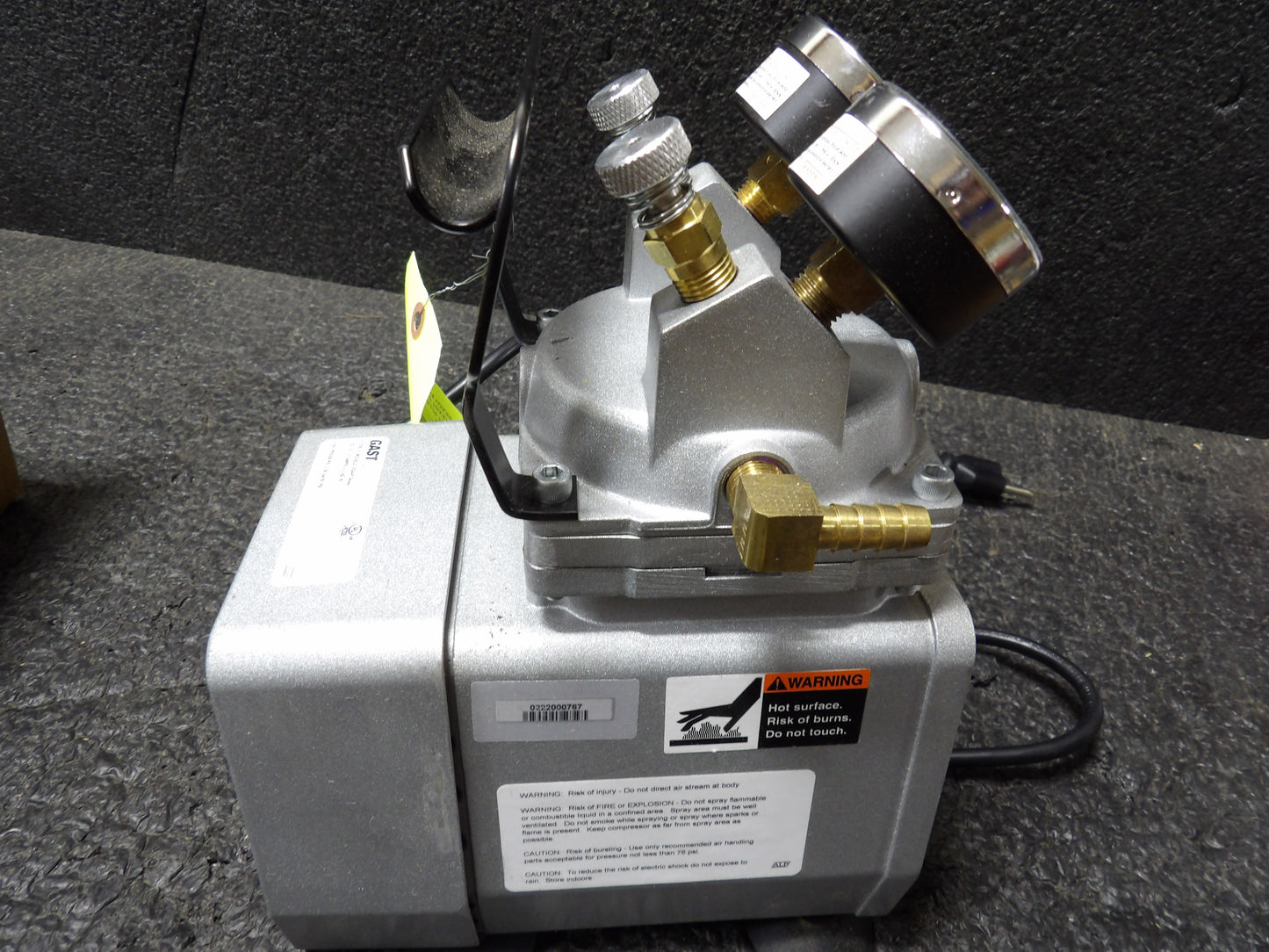 GAST Compressor/Vacuum Pump: 1/8 hp, 115V AC, 25.5 in Hg Max Vacuum, 60 psi Max Continuous Pressure (CR00832-WTA26)