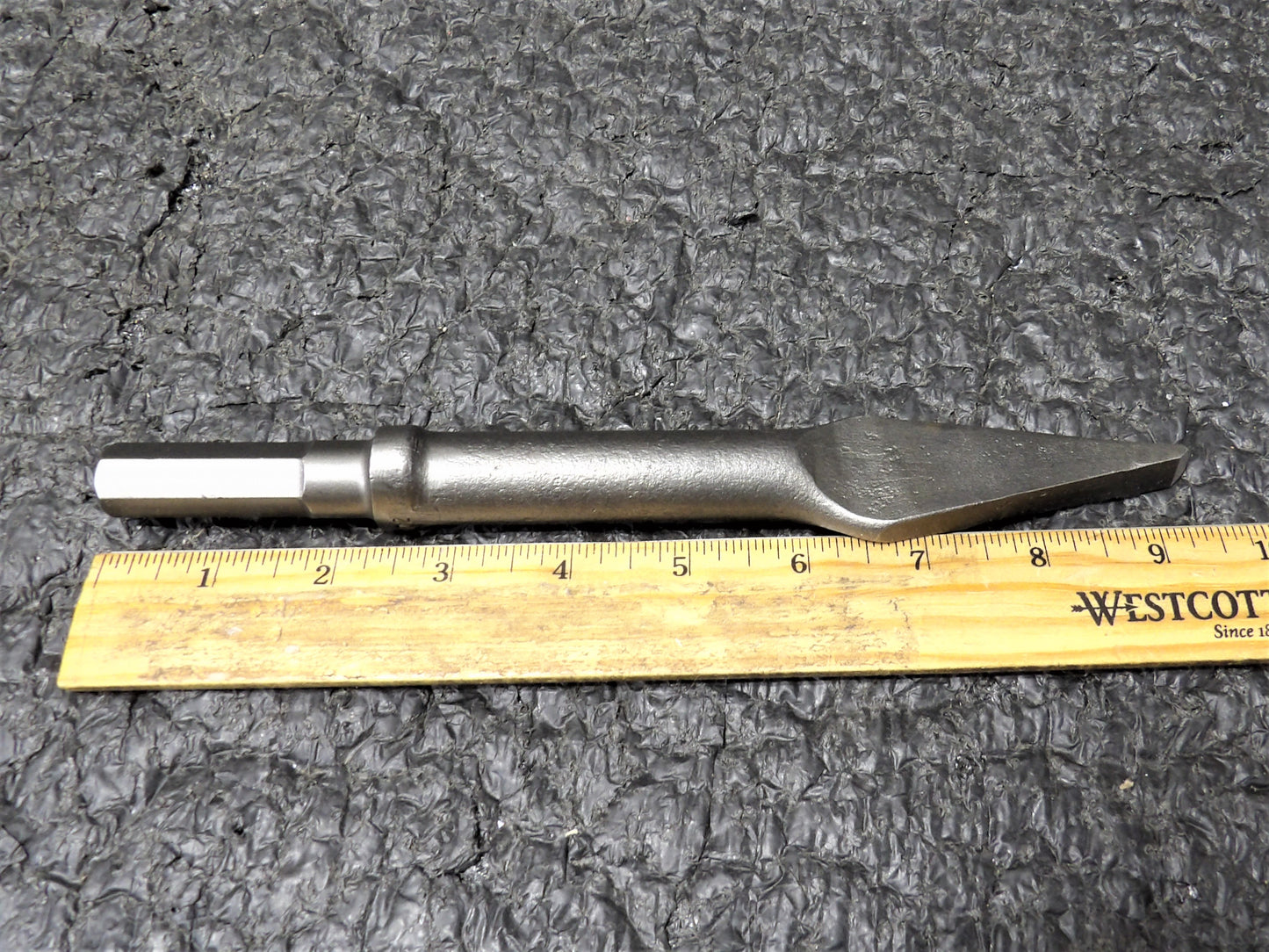 Deco 9" Round Nose Pneumatic Chisel (CR00839-WTA26)