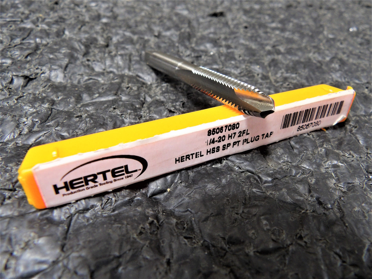 HERTEL 1/4-20 UNC 2 Flute Bright Finish High Speed Steel Spiral Point Tap (CR00842-WTA23)