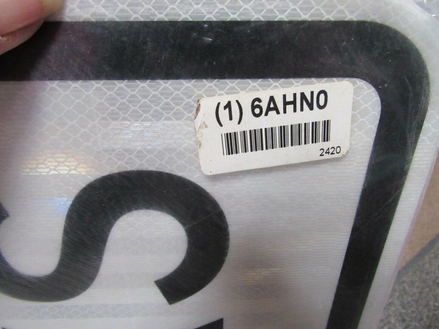 ZING 2420, Traffic Sign, No Trucks, 18 X 24, BK/WHT, 6AHN0, (184180600140-NB11)