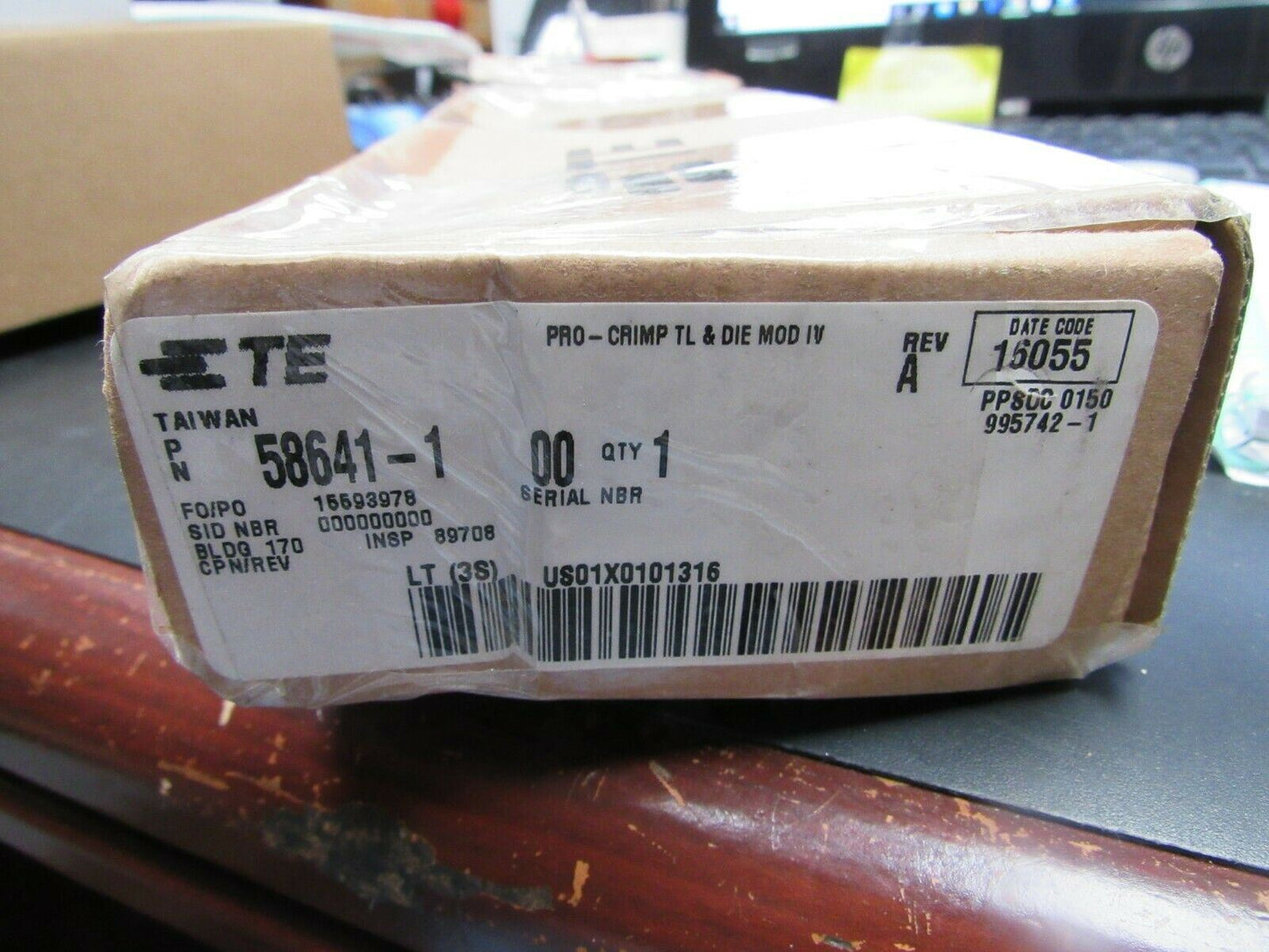 58641-1 TE Application Tooling Tool Hand Crimper 22-26Awg Side (184307646704-BT07)