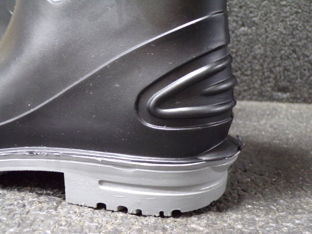 Onguard Rubber Boot, Knee, Steel Toe Type, Polyblend, PVC, Black (SQ3059880-WT23, SQ8231240-WT21)