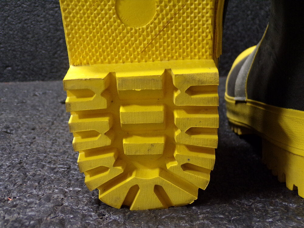 THOROGOOD SHOES Men's Structural/Haz-Mat Firefighting Boots, Size 7-1/2 M, Pull On (SQ5031739-WT21)