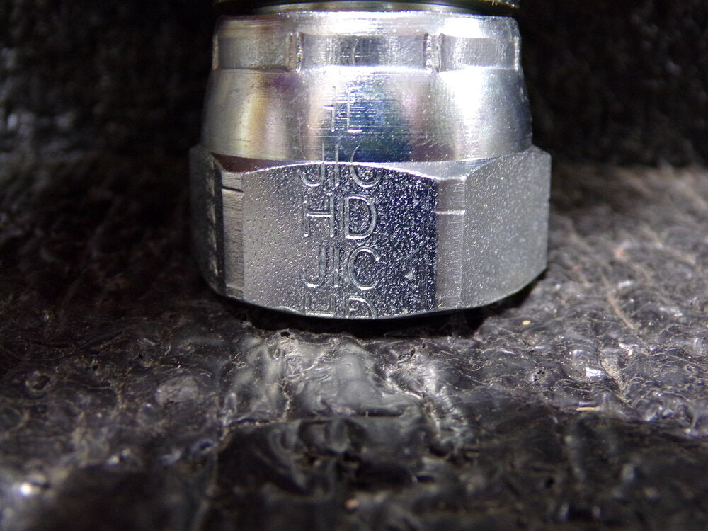 Parker 13978-12-12 Short Drop Elbow 3/4 JIC Swivel X 3/4 Hose Steel (SQ4627684-WT26)