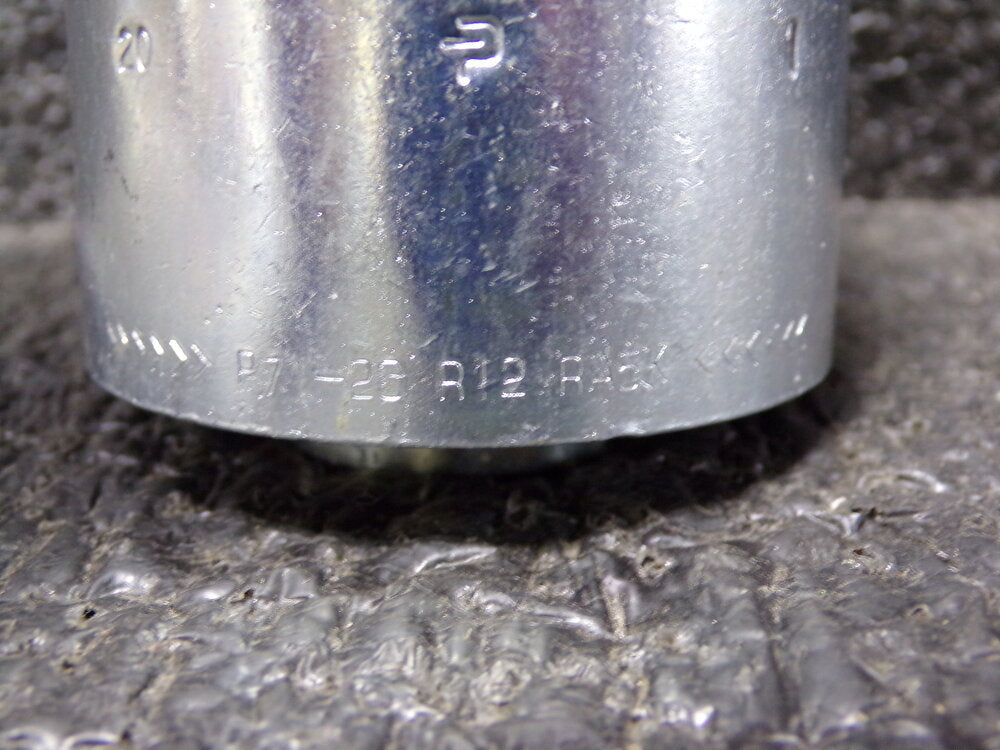 Parker 1J971-20-20 Parkrimp Permanent Female Seal-Lok - Swivel - 90° Elbow - Short Drop (SQ6860013-WT27)