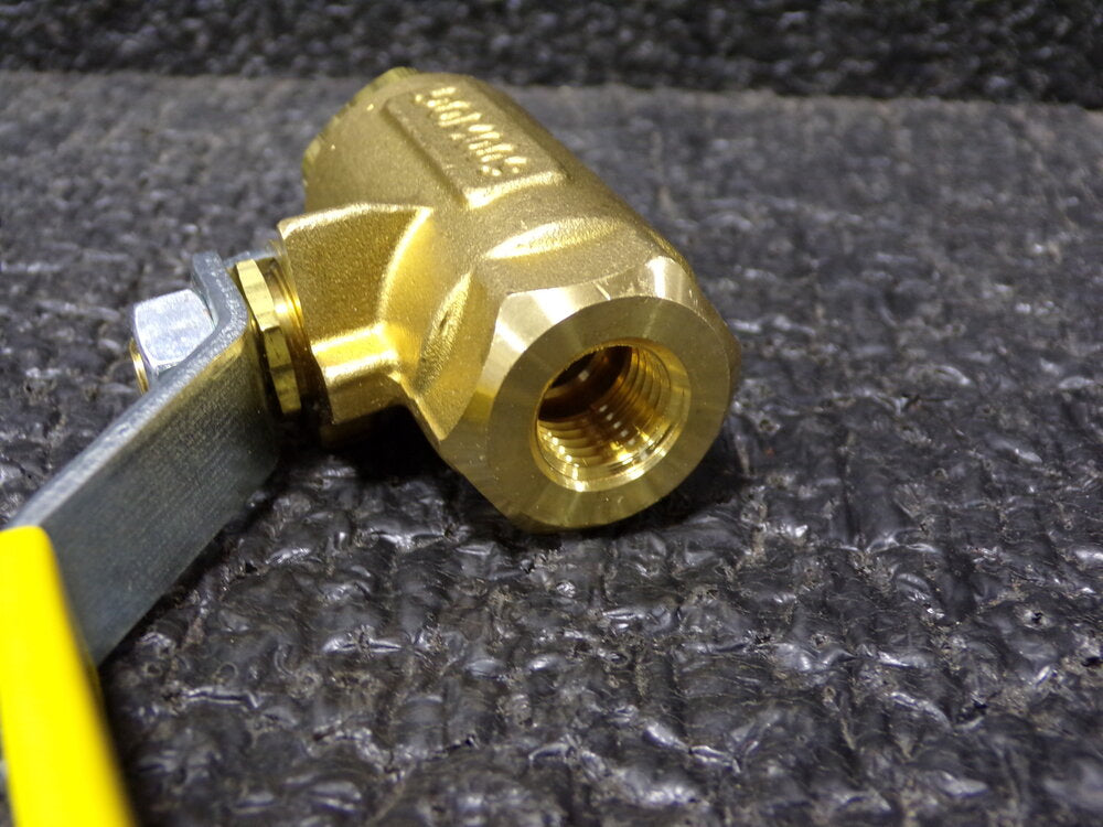 Parker 1/4" Pipe, Brass Standard Ball Valve Inline, One Way Flow, FNPT x FNPT (SQ7112956-WT39)