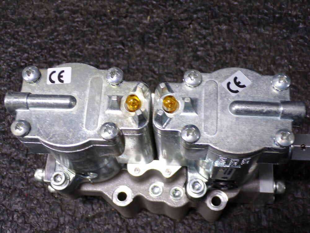 PARKER 3/8" 120VAC, 4-Way/2-Position Solenoid Air Control Valve, L6553910253 (SQ3217362-WT39)