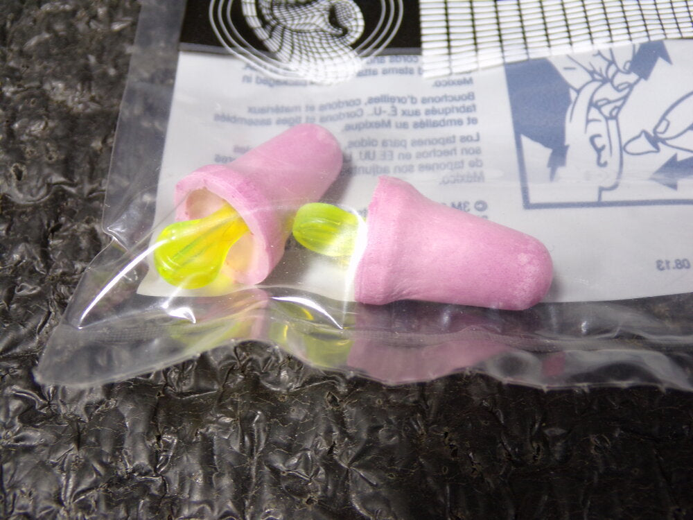 3M Bell Ear Plugs, 29 dB Noise Reduction Rating NRR, Uncorded, M, Purple, PK 100 (SQ3452023-WT02)
