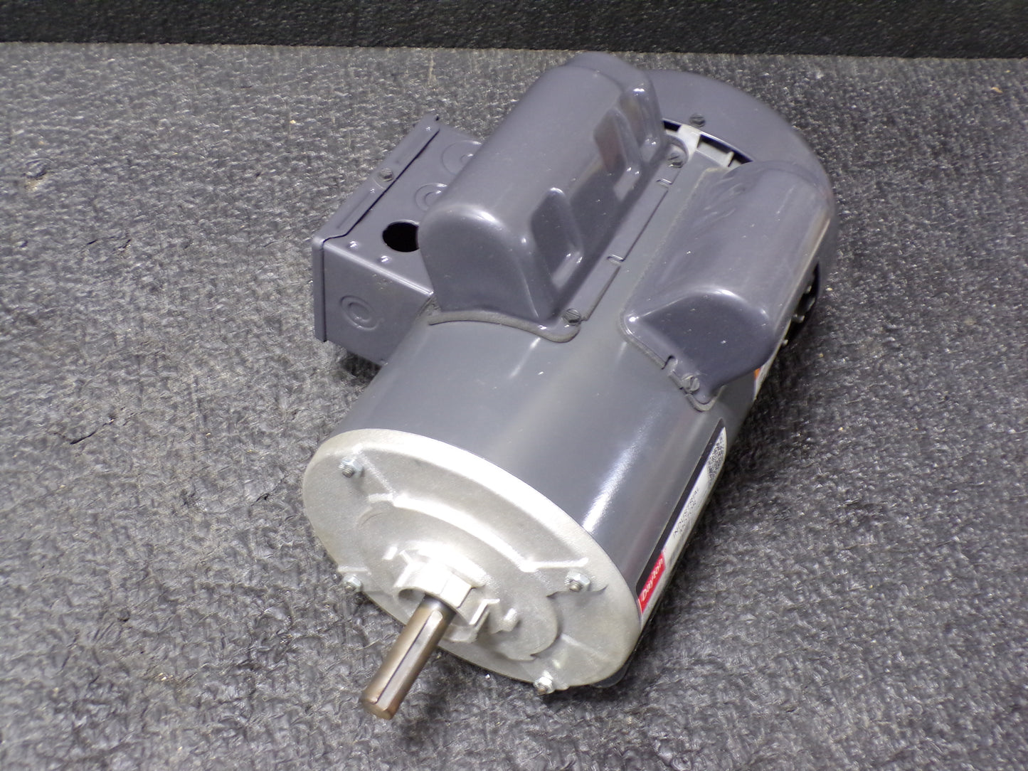 DAYTON General Purpose Motor, 2 HP, Capacitor-Start/Run, Nameplate RPM 1,725, Voltage 115/208-230V AC, 1K067BG (CR00034-X05)