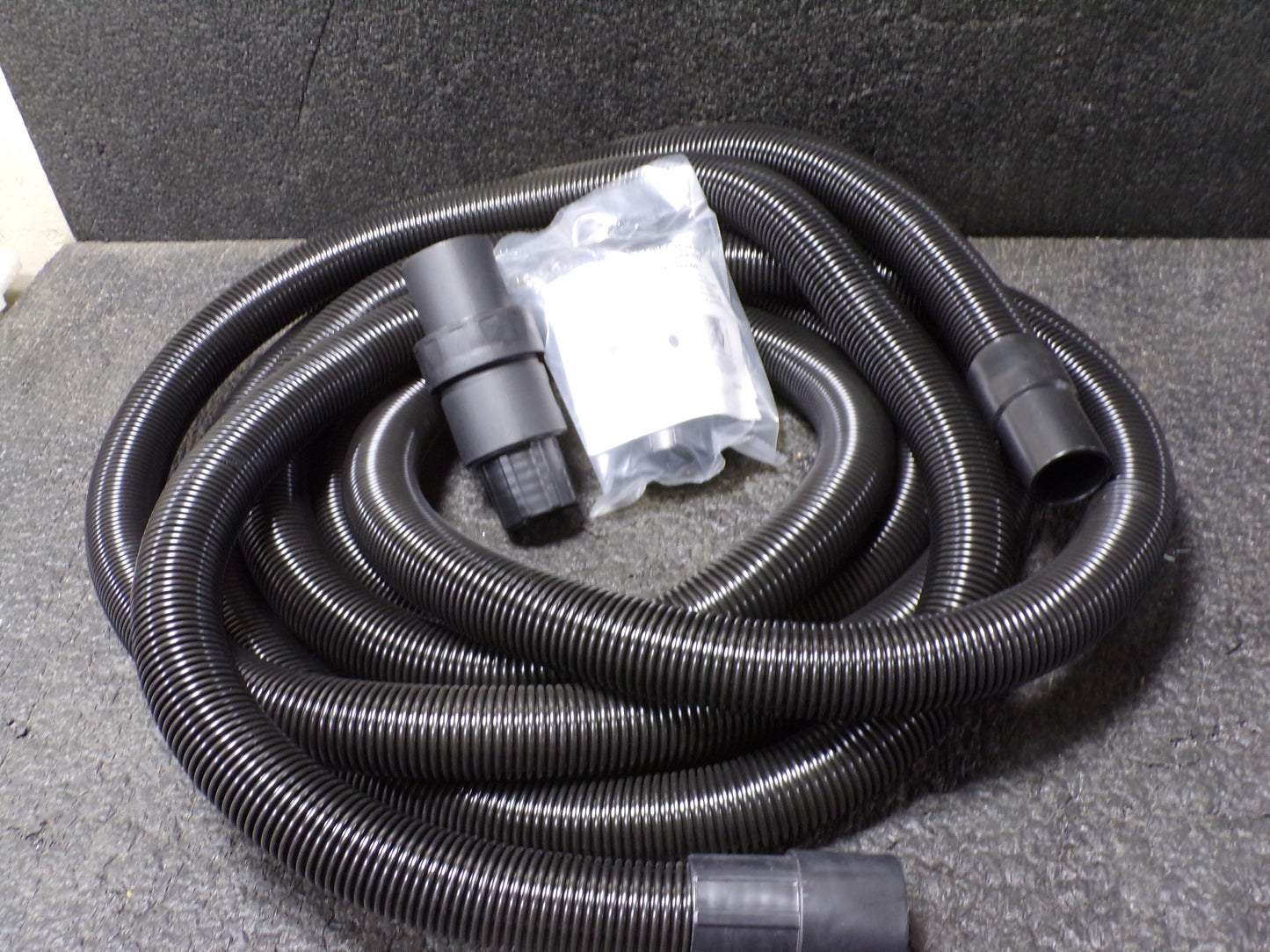DAYTON Crush-Resistant Vacuum Hose, 1 1/2 in Hose Dia., 25 ft Hose Length, Plastic, Black (CR00348-BT10)
