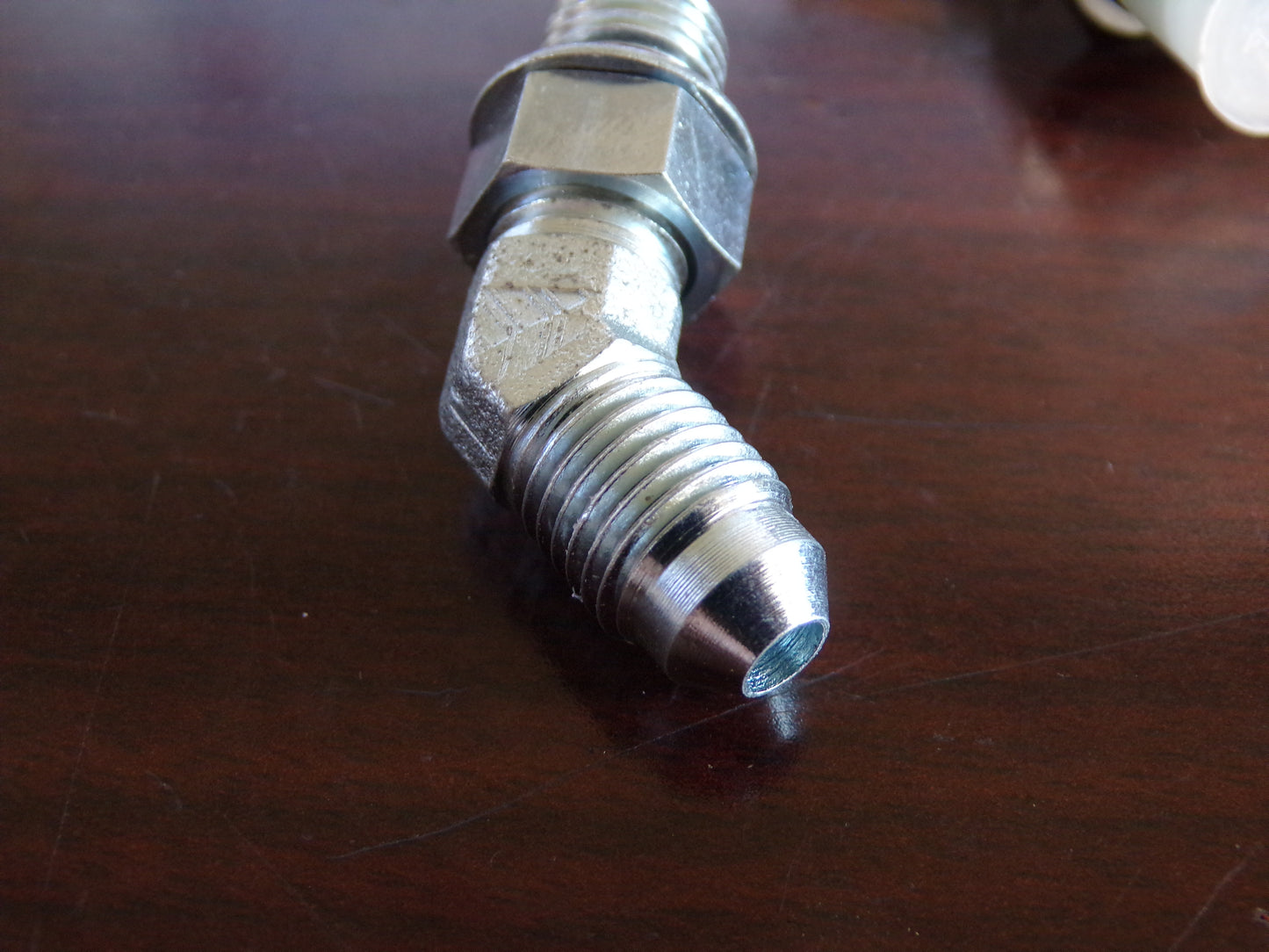 ELBOW, TUBE, 1/4 X 1/4, SAE 37 DEGREE JIC FLARE X STRAIGHT THD, STEEL, 45°, W/ O-RING (CR00507-WTA12)