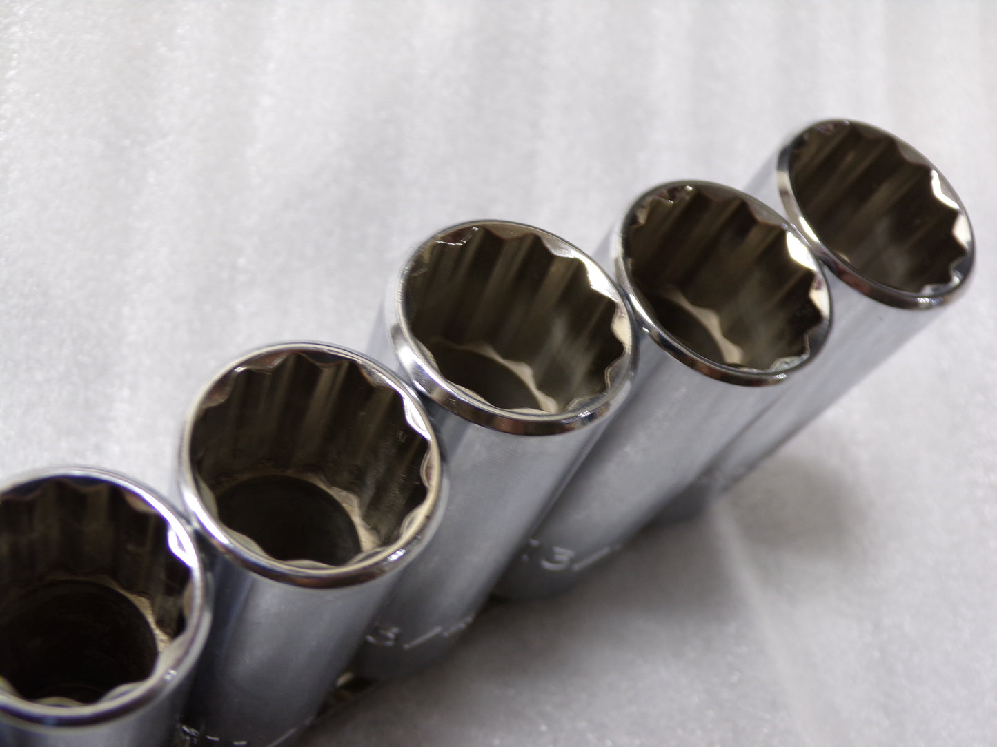 PROTO Socket Set, 5/16 in to 7/8 in, Drive Size 3/8 in, SAE, 12-Point (CR00538-WTA04)