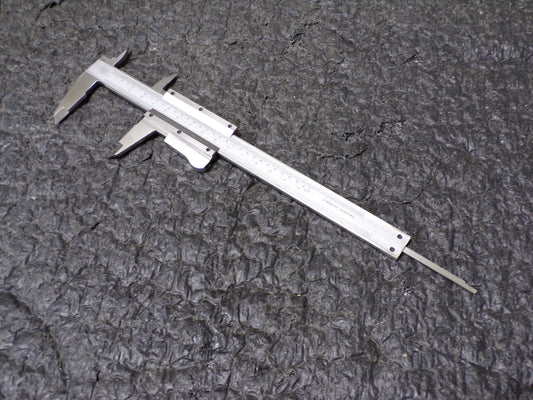 VALUE COLLECTION  0 to 6″ Stainless Steel Vernier Caliper (CR00738-WTA20)