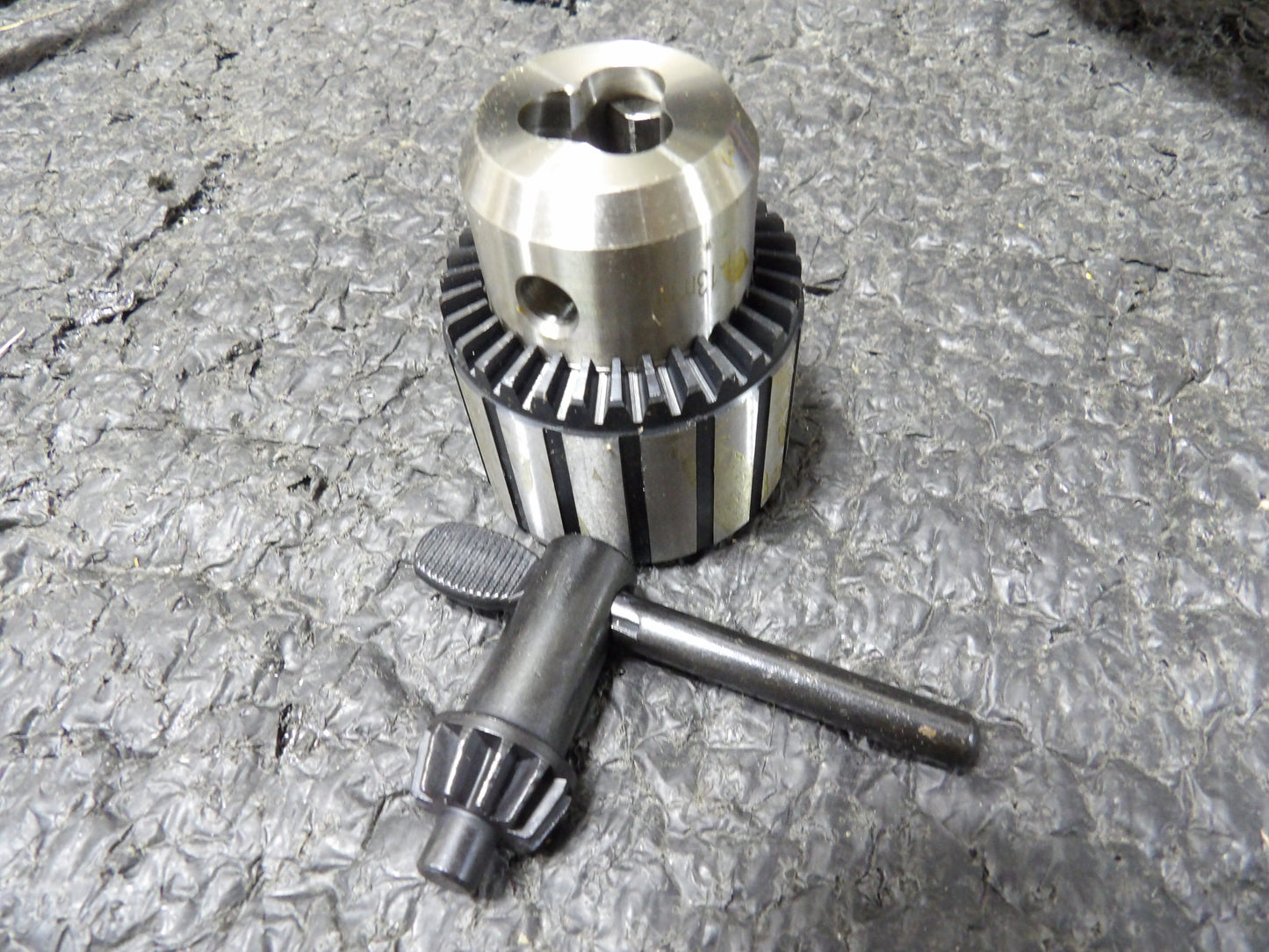 VALUE COLLECTION  JT33, 1 to 13mm Capacity, Tapered Mount Steel Drill Chuck Keyed (CR00769-WTA20)
