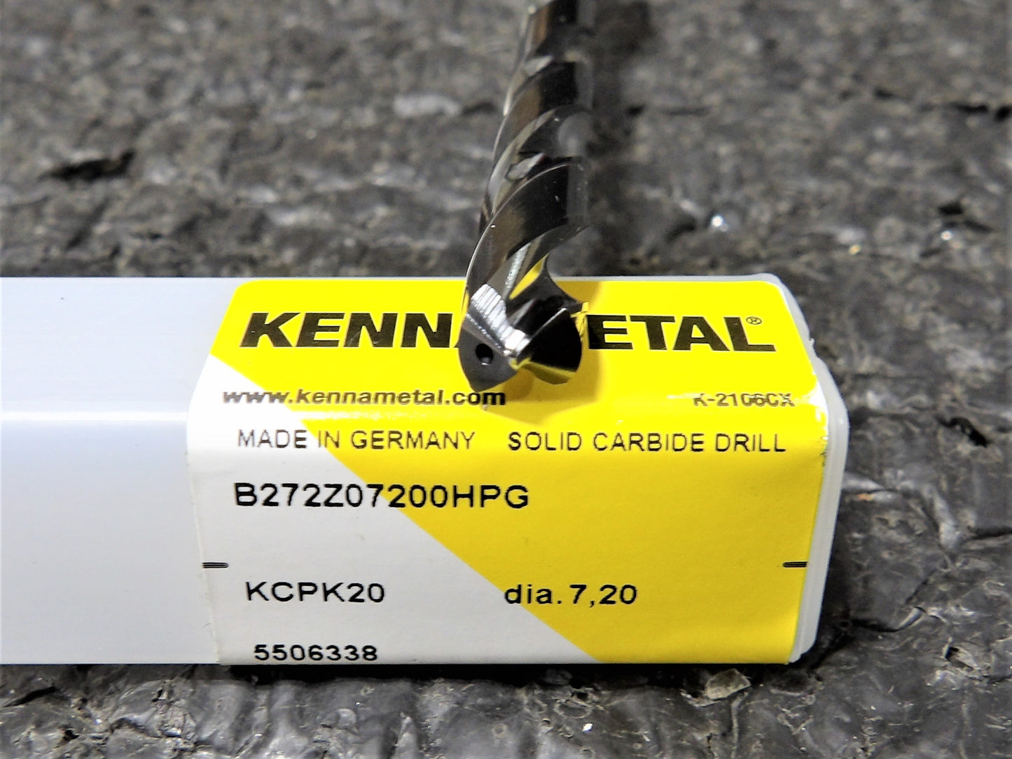 KENNAMETAL  7.2mm 135° 2 –Flute Solid Carbide Extra Length Drill Bit (CR00844-WTA26)