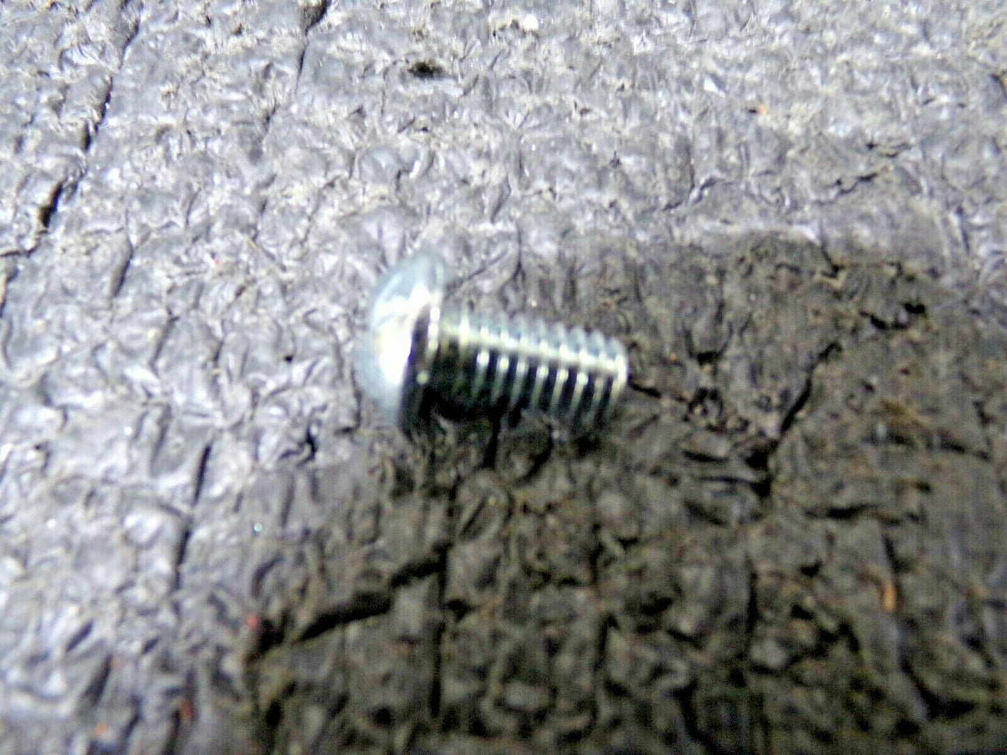 1/4"-20 x 1/2" Phillips round head machine screw, zinc plated  50pk (183686032492-WTA30)