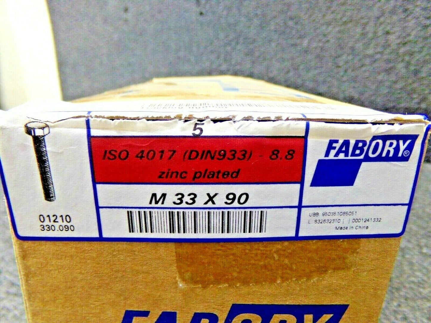 5 HEX HEAD CAP SCREW ISO 4017 STEEL ZINC PLATED 8.8 M33X90 (183778330877-NBT03)