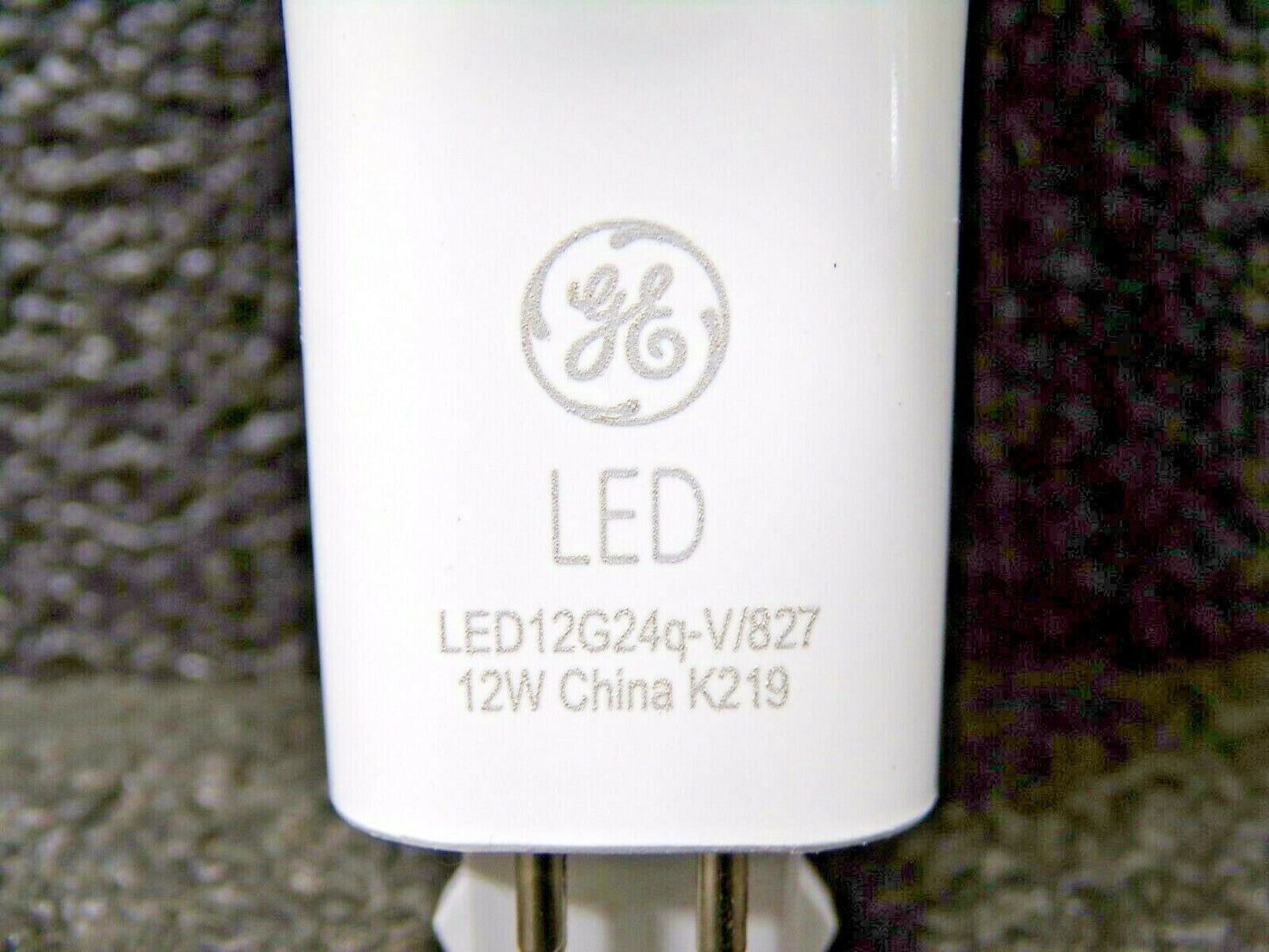 (1) GE Lighting LED12G24q-V/827 PL Vert LED Lamp, 950 lm (183814789236-WTA01)