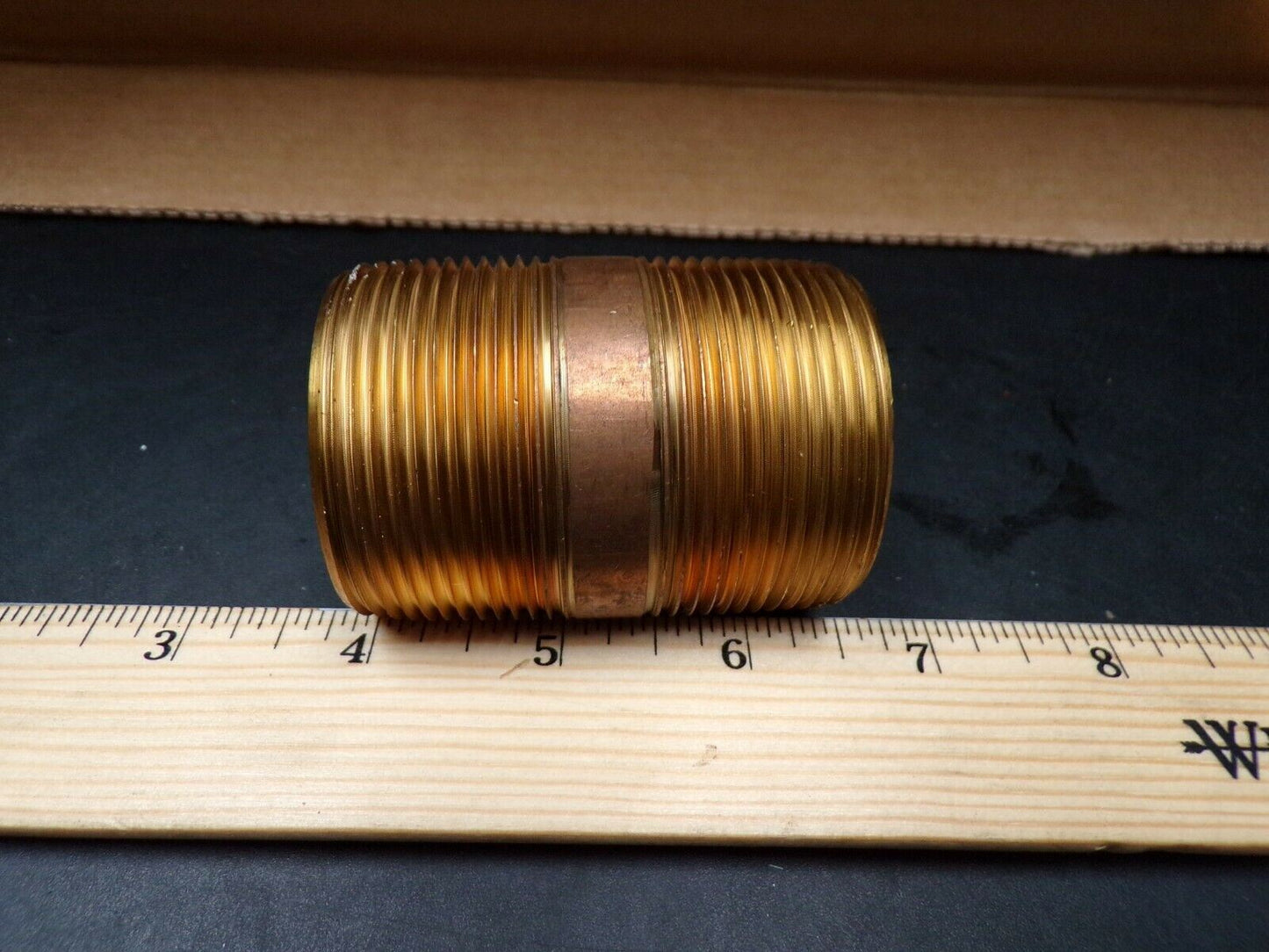 (25) Red Brass Pipe Nipple, 1-1/2" x 2-1/2" Pipe Nipple, 10E697, (183860913007-NBT30)