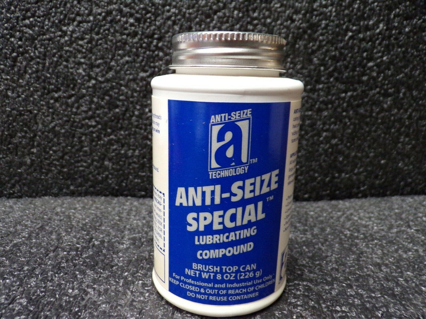 Anti-Seize Special Lubricating Compound, 8oz Brush Top Can, (183918035149-X03)