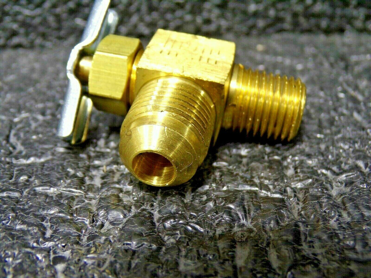 Eaton, 3/8 x 1/4" Pipe, Brass, Flare Angled Instrumentation Needle Valve (184122440840-WTA06)