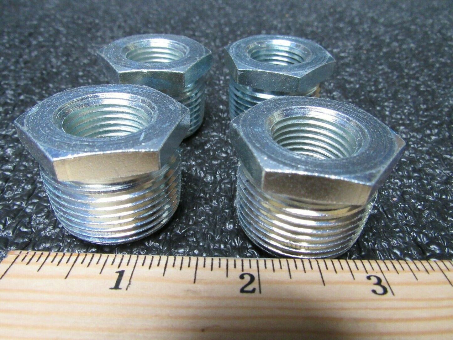 (4PK)  Made in USA Class 150, 1 x 1/2" Galvanized Pipe Hex Bushing Threaded (184168471511-2F47)