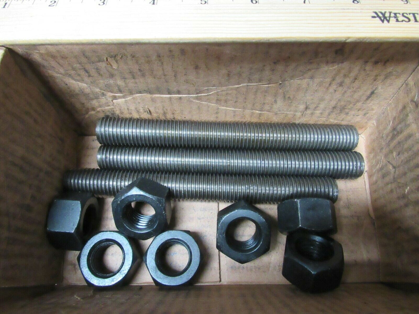Fully Threaded Stud, with nut, Steel, Grade B7, 7/8"-9, 7-3/4" Length, PK 4 (184217426004-BT31)