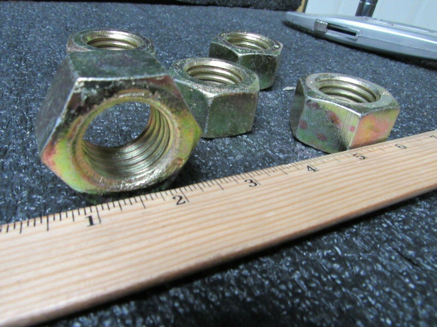 1-1/8"-7, Grade 8, Finished Hex Nuts, Yellow Zinc Plated Steel, Qty 5 (184217454208-BT33)