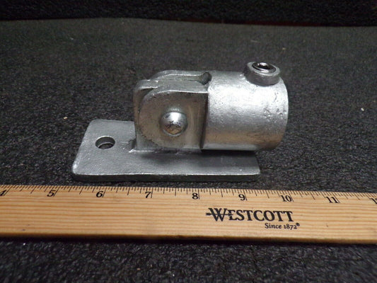 Cast Iron Structural Pipe Fitting 1in 4NXR4 (184417944927-BT23)