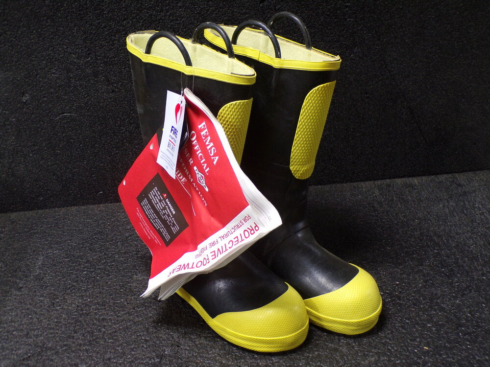Ranger Firewalker Series Insulated Rubber Boots, 16", NFPA - Size 10 Narrow (SQ7038082-WT23)