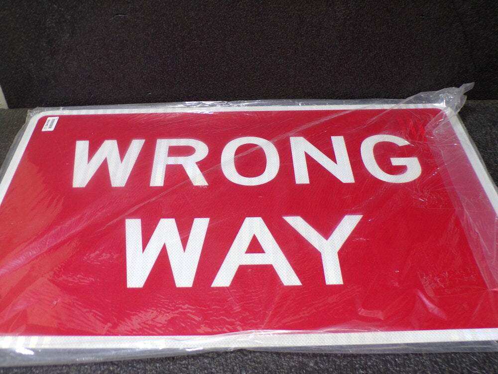 ZING Traffic Sign, Wrong Way, Aluminum, 24" Height, 36" Width (SQ4642529-WT52)