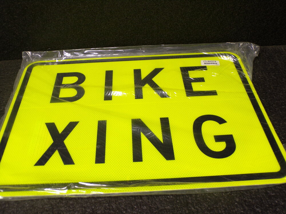ZING Traffic Sign, Bike Xing, Aluminum, 24" Height, 18" Width (SQ6511889-WT45)