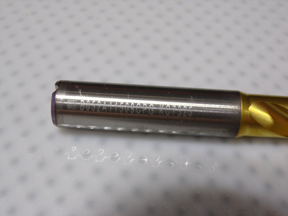 Kennametal 29/64" 140° Solid Carbide Jobber Drill, Coolant Through (SQ9867665-WT14)