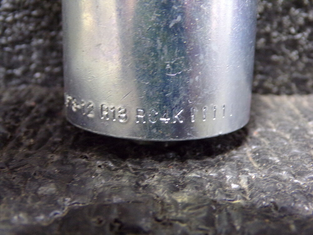 Parker 13978-12-12 Short Drop Elbow 3/4 JIC Swivel X 3/4 Hose Steel (SQ4627684-WT26)