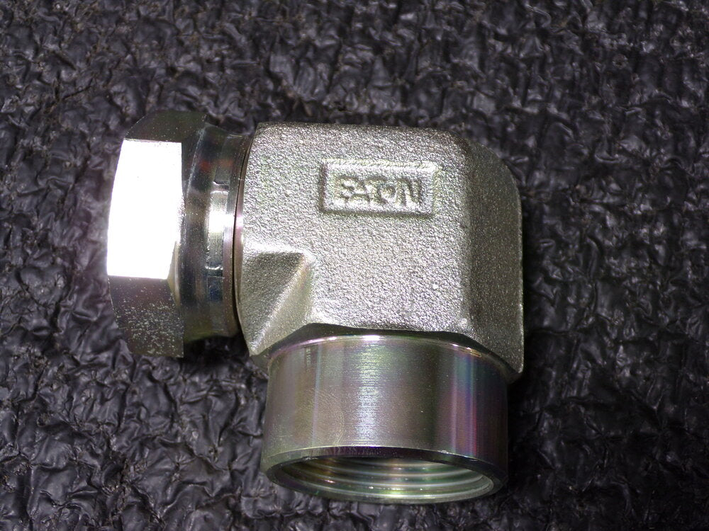Eaton 2048-20-20S Steel Pipe Fitting, 90° Elbow,1-1/4" NPSM Fem x 1-1/4" NPT FEM (SQ1377450-WT30)