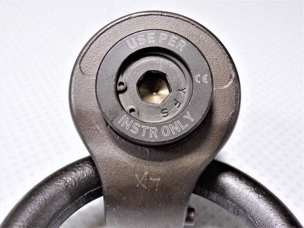Jergens Steel Side Pull Hoist, 5/8-11 thread, 3" RING, 2,500 lb. Load Limit (SQ4825001-WT36)