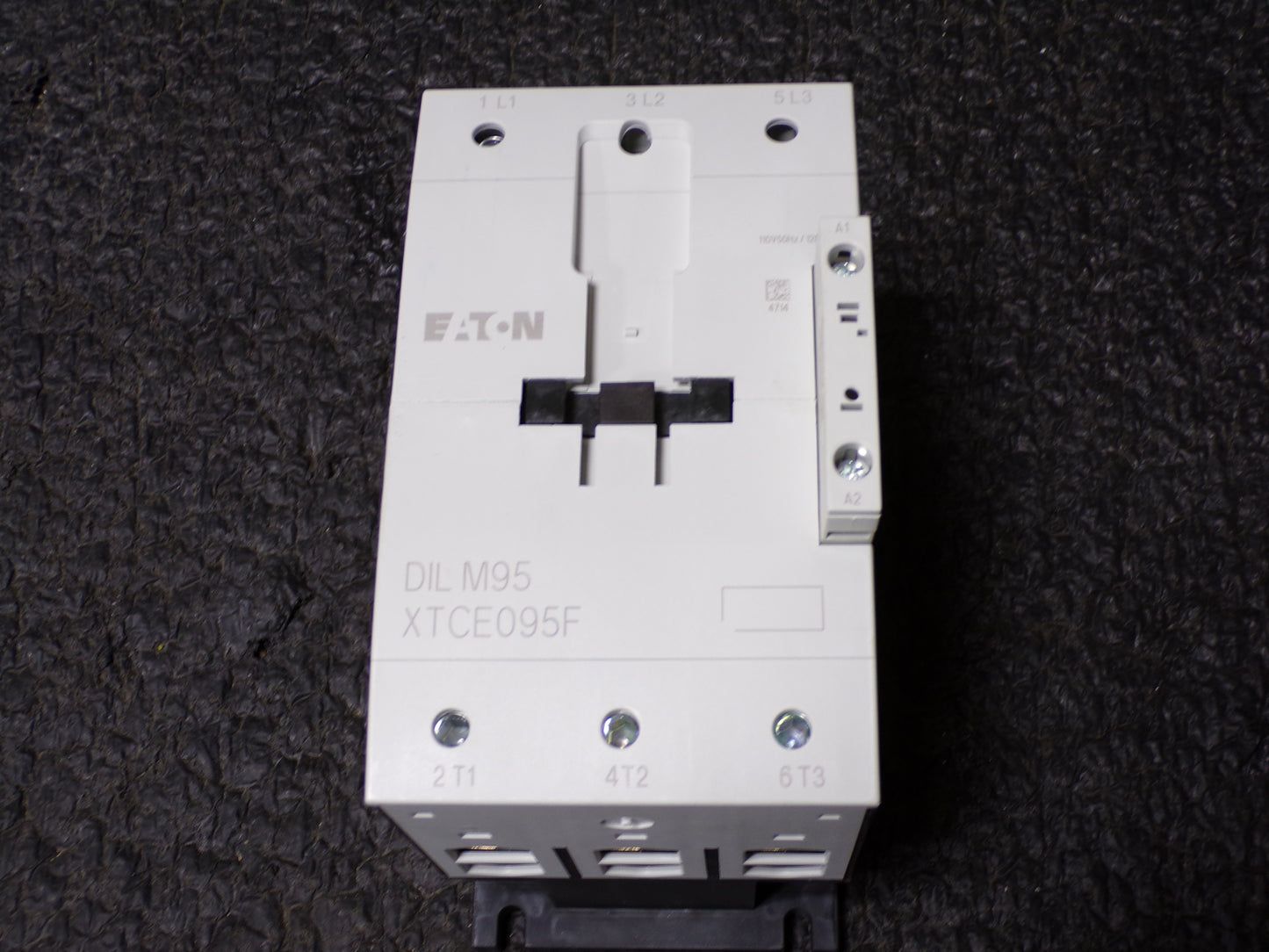 Eaton Cutler-Hammer 3 Pole, 110 Coil VAC at 50 Hz and 120 Coil VAC at 60 Hz, 125 Amp, Nonreversible Open Enclosure IEC Contactor (CR00087-WT06)