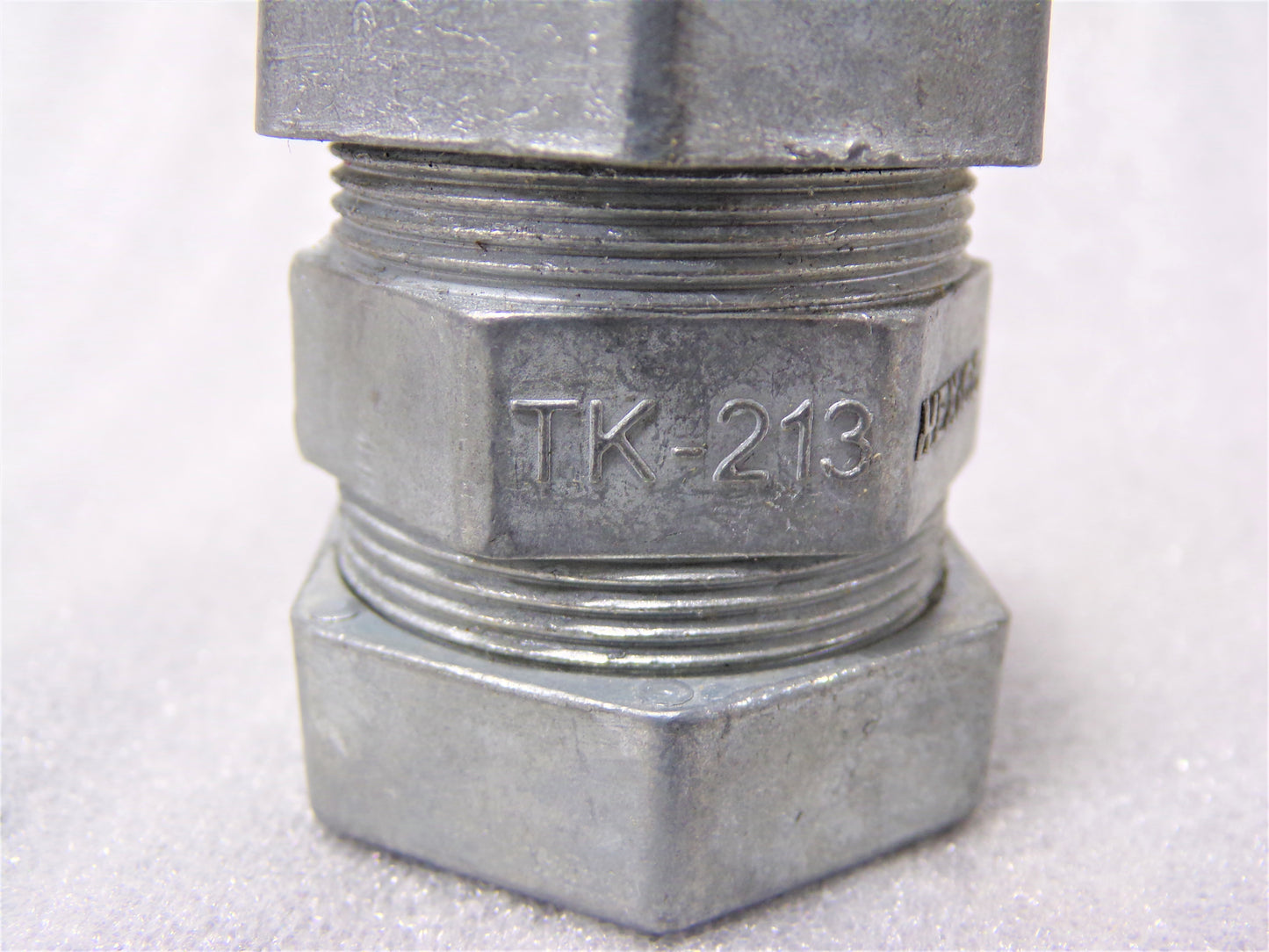 RACO Compression Coupling, For Conduit Type EMT, Conduit Trade Size 1 in (CR00160-BT25)