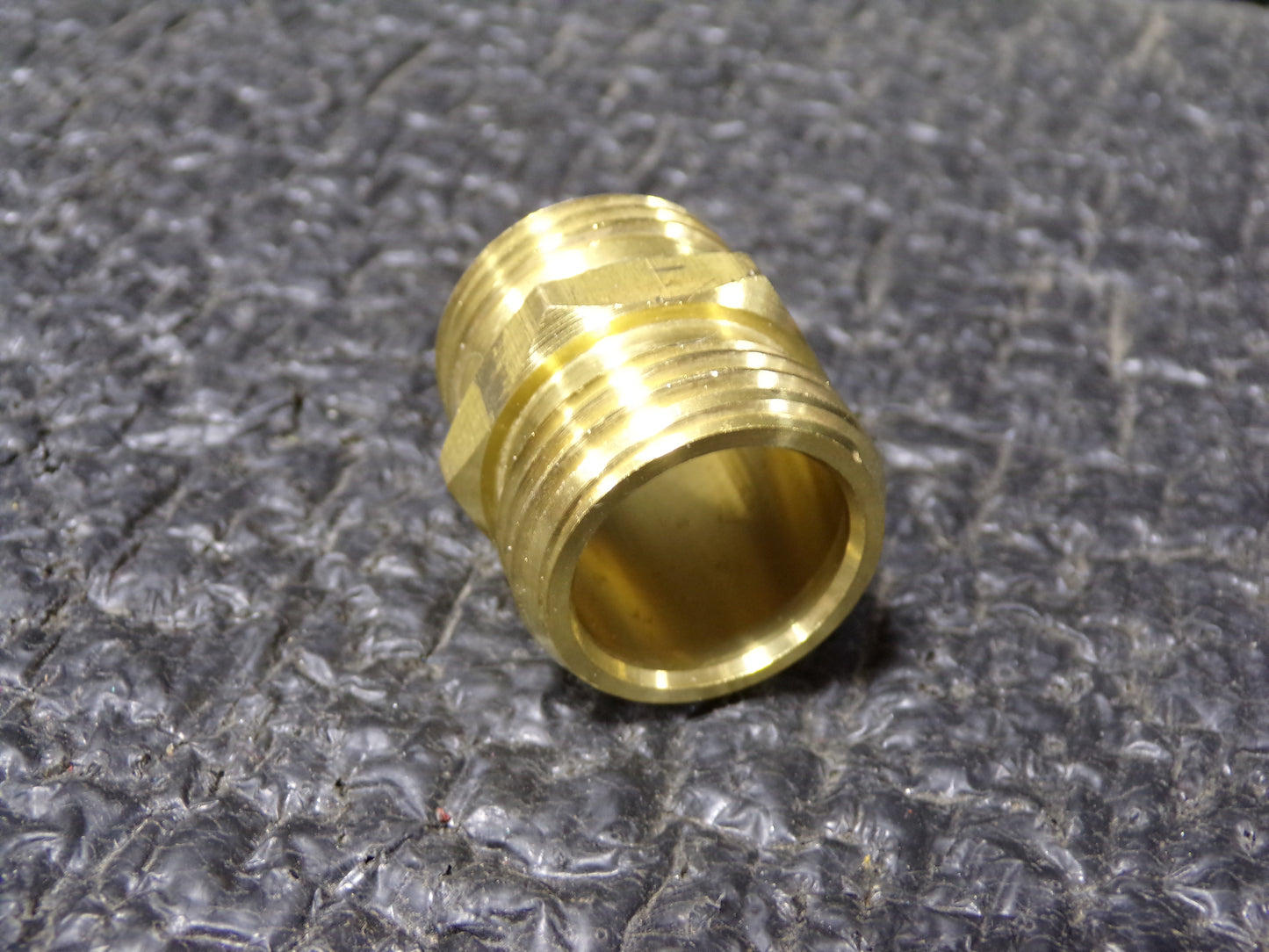 WESTWARD Garden Hose Adapter, Fitting Material Brass x Brass, Fitting Size 3/4 in x 3/4 in (CR00187-BT26)