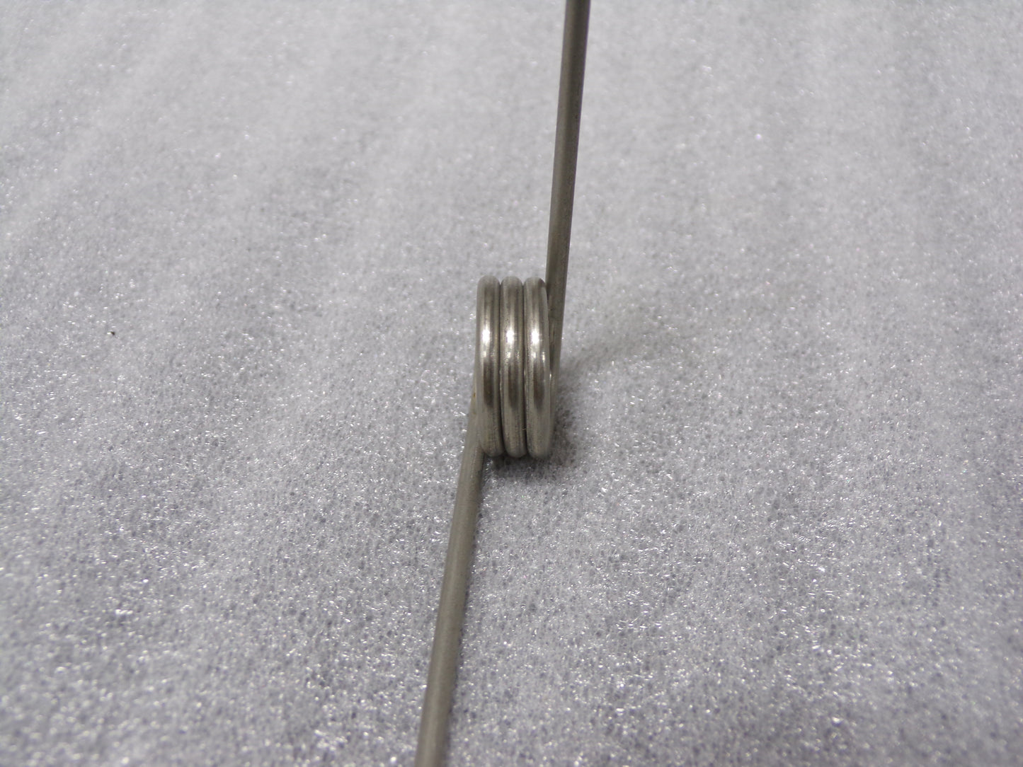 90 Degree 302 Stainless Steel Torsion Spring with 0.776 in Outside Dia. (CR00190-BT26)