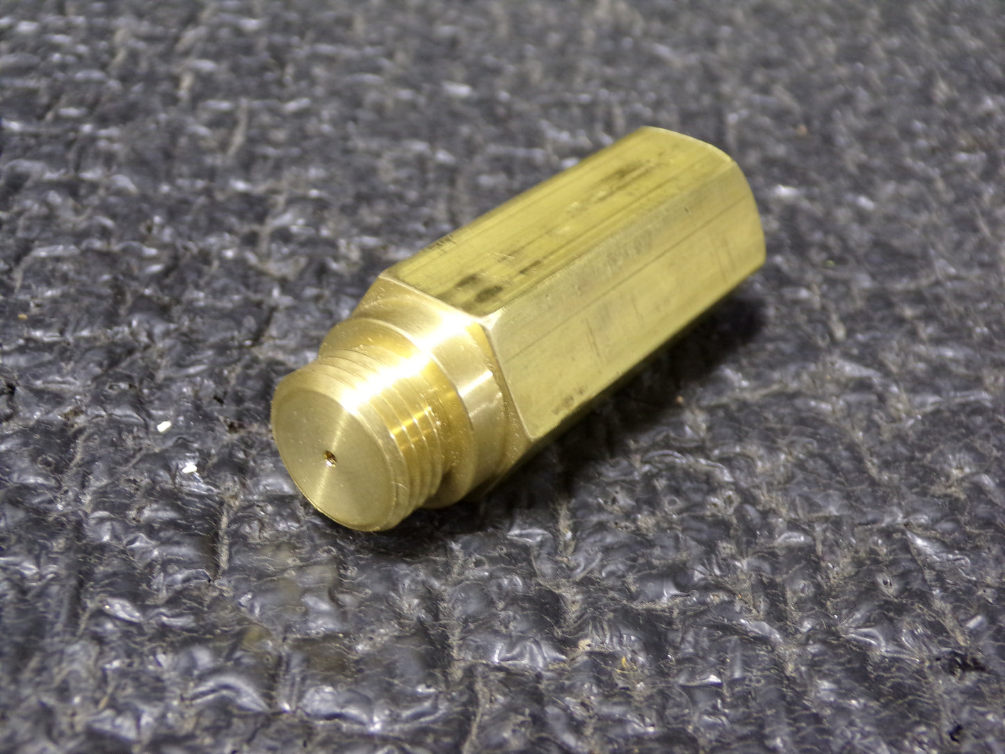 Kidde Recharging adapter for 1000996, Brass (CR00231-BT27)