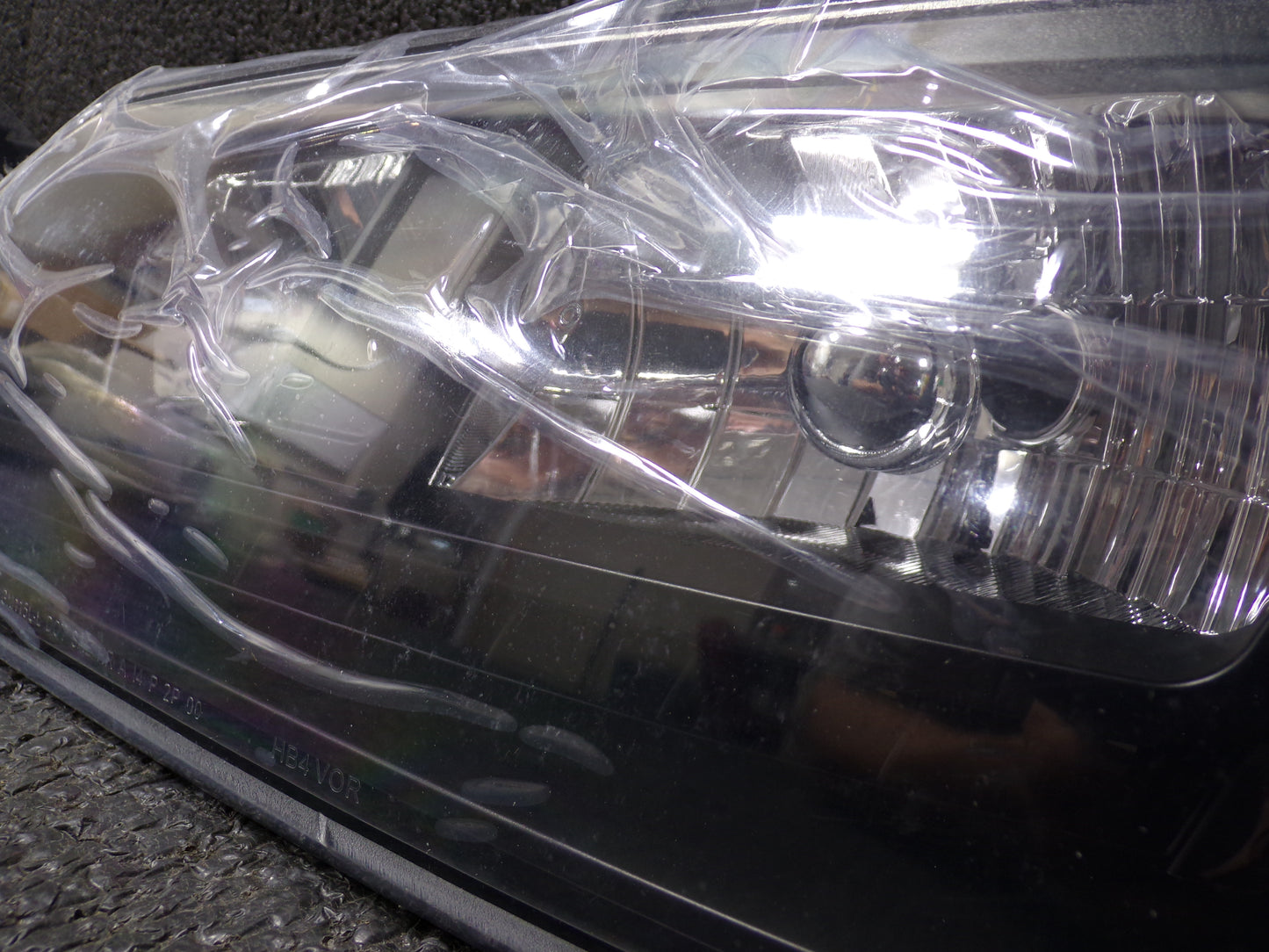 SPEC-D TUNING 00-05 Chevrolet Impala Black Euro Headlights With LED (CR00265-BT01)