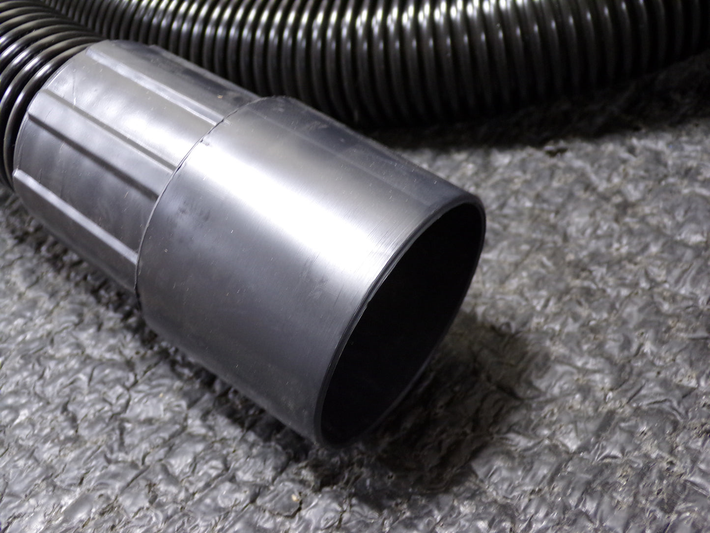 DAYTON Crush-Resistant Vacuum Hose, 1 1/2 in Hose Dia., 25 ft Hose Length, Plastic, Black (CR00348-BT10)