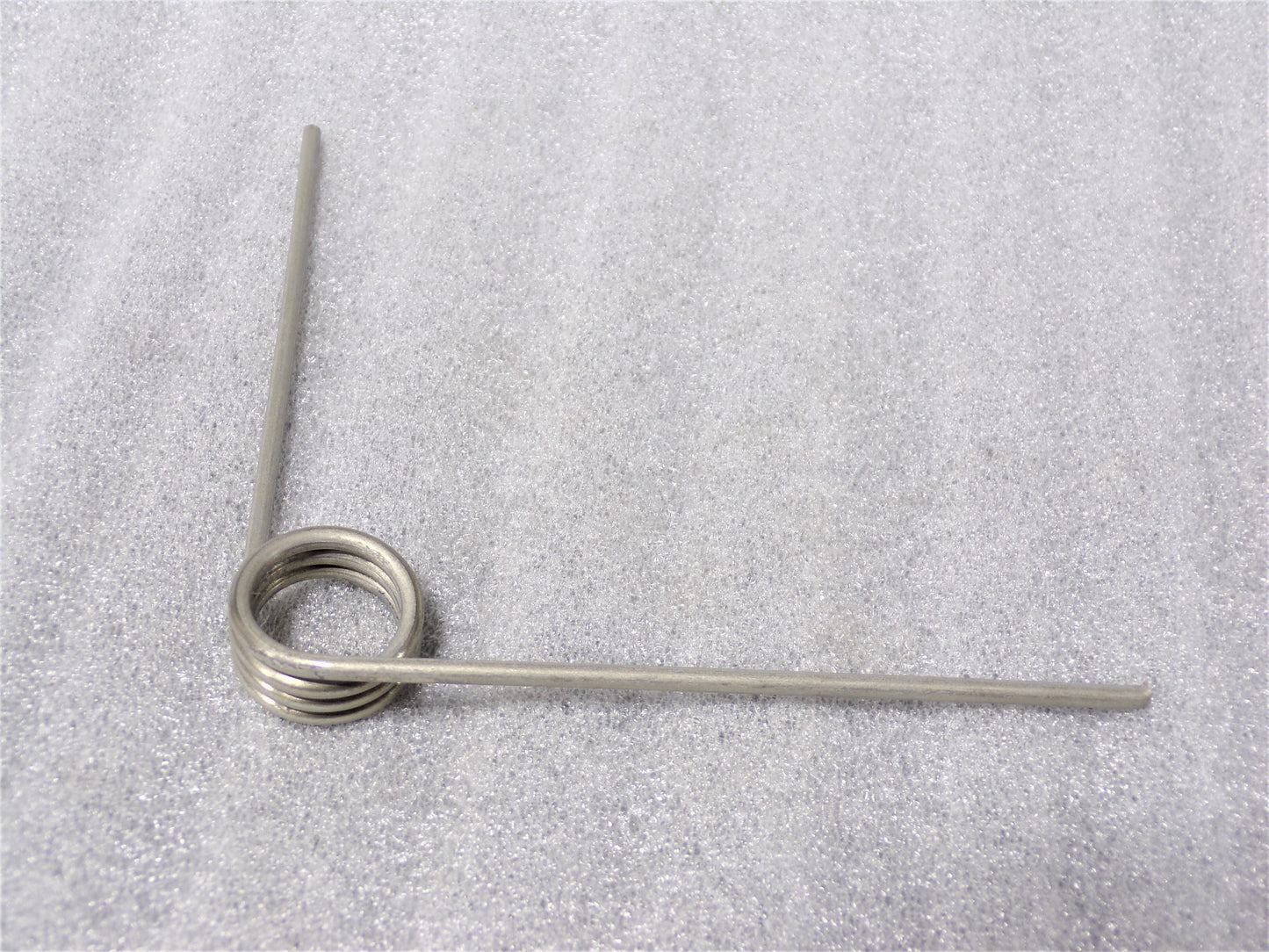90 Degree 302 Stainless Steel Torsion Spring with 0.848 in Outside Dia. (CR00399-WT15)