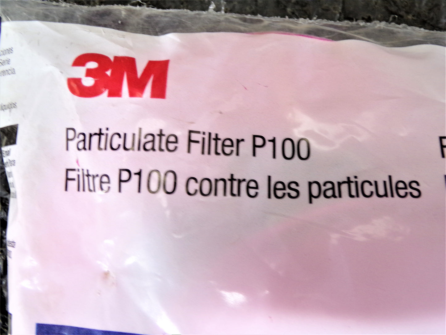 3M Half Mask Respirator Kit, 6000 Series, L, Includes (2) P100 Filter, 6391 (CR00413-BT22)