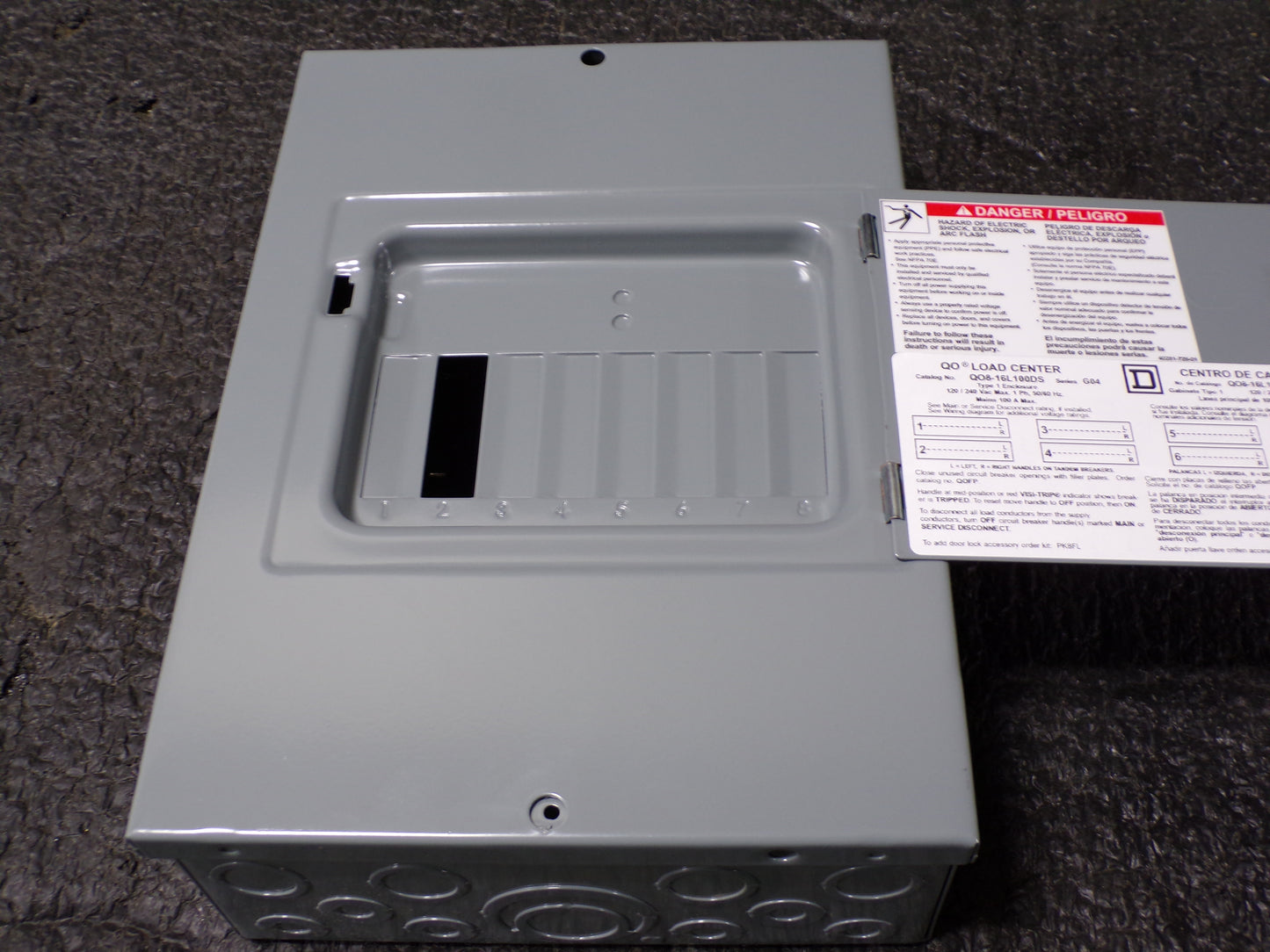 SQUARE D Load Center, 8 Space, 100 A, Circuit Breaker Type QO, Voltage 120/240V AC (CR00465-WTA11)