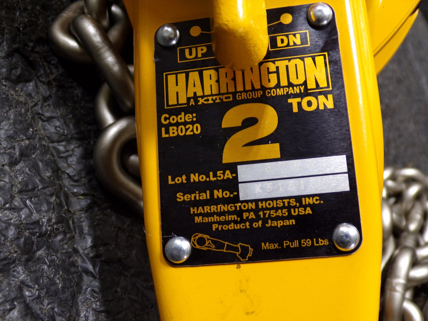 HARRINGTON Lever Chain Hoist, 4,000 lb Load Capacity, 20 ft Hoist Lift, 1 7/16 in Hook Opening (CR00665-WTA17)