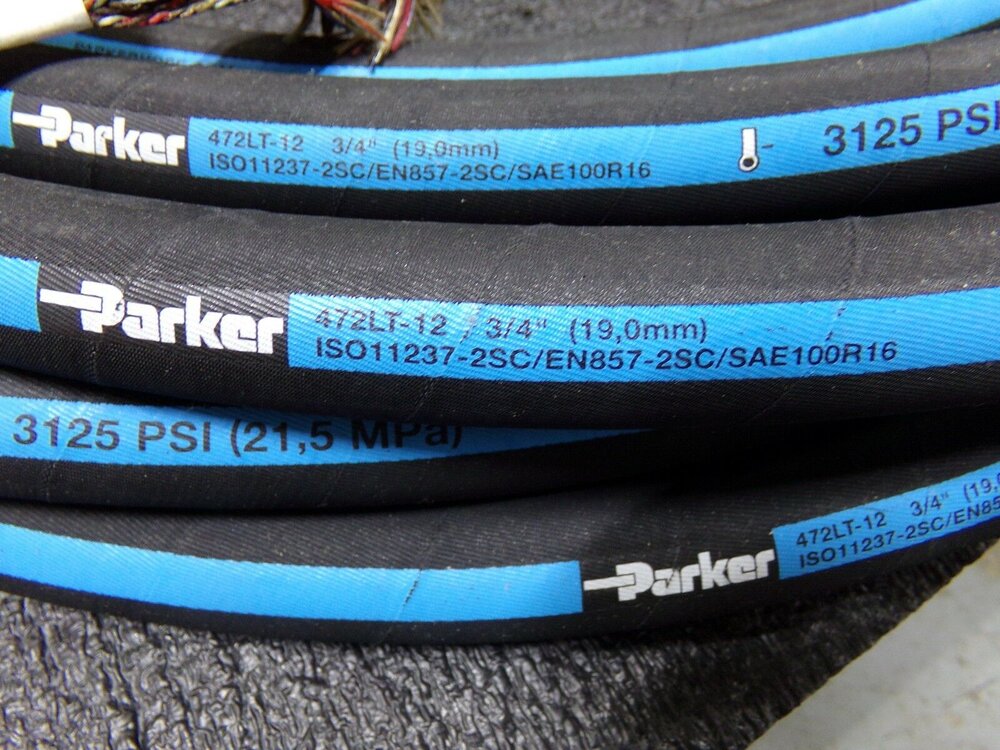 PARKER 472LT Hydraulic Hose For Extreme Cold Conditions 3/4" X 50FT (SQ8720942-WT28)